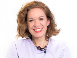 Rossella Arena – segretaria e ASO con esperienza pluriennale nello Studio dentistico Arena